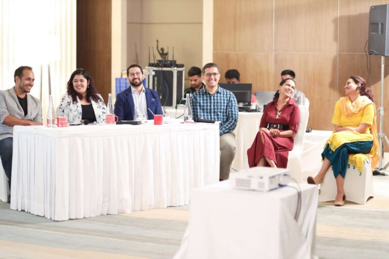 MedFluence: Doctors' Guide to Social Media Mastery